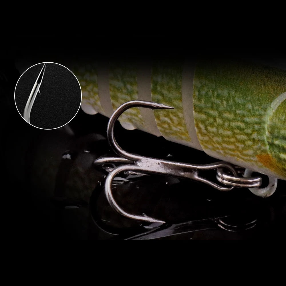 Detalle del anzuelo triple del crankbait