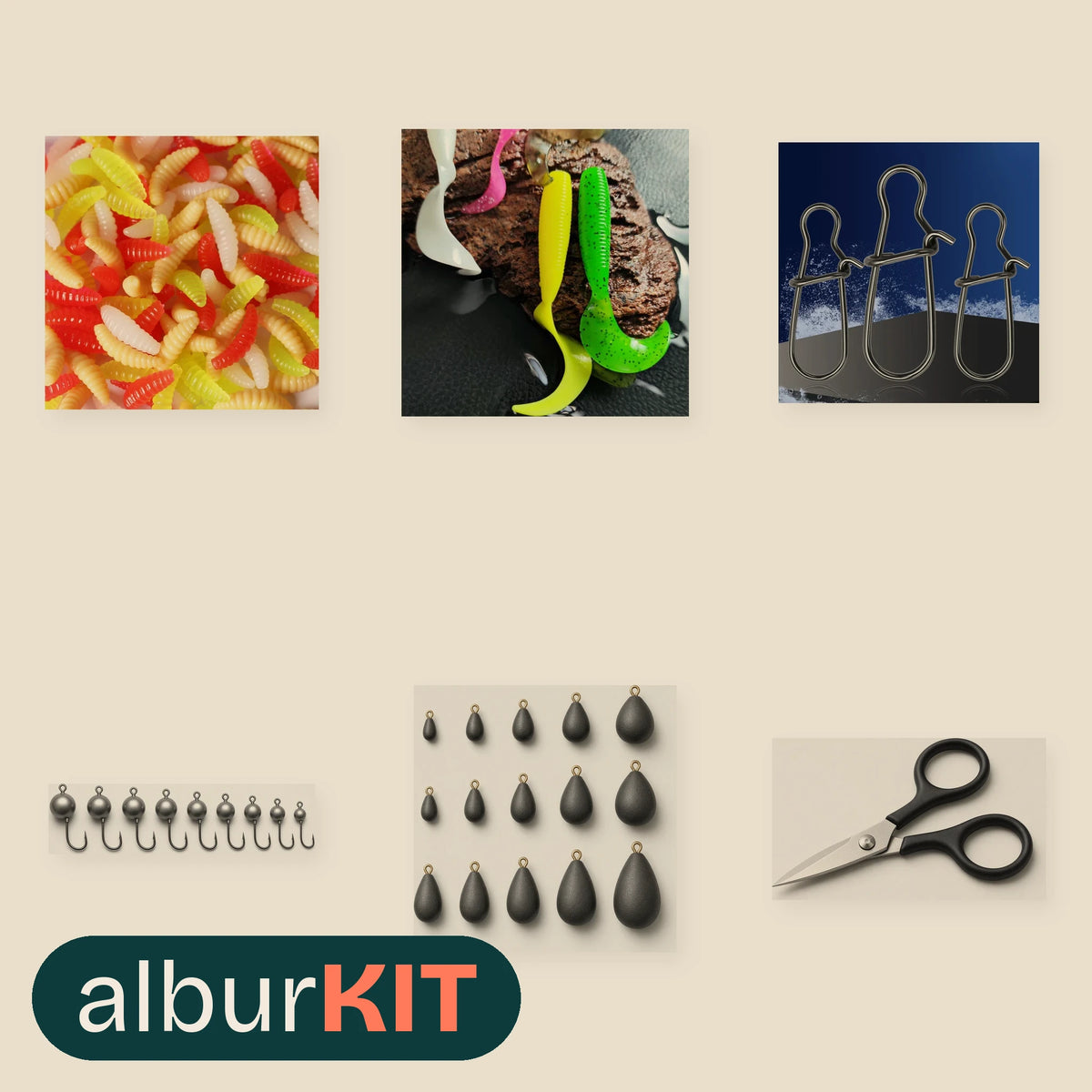 Kit Rockfishing LRF de albur: piezas del kit sobre fondo arena; algunas se muestran con imagen ilustrativa (Larvas de silicona 2 cm, 50 uds; Vinilos de silicona 35–70 mm, 20 uds; Mosquetones rápidos de acero inoxidable, 100 uds; Cabezas jig de tungsteno; Lastres de tungsteno de lanzamiento, 15 uds (2–20 g); Tijeras-alicate de acero inoxidable para línea trenzada).